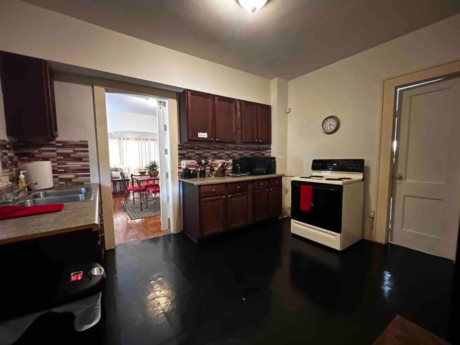 Comfortable 2-Bdrm Spacious Home With Wifi & Patio Indianapolis Exterior foto